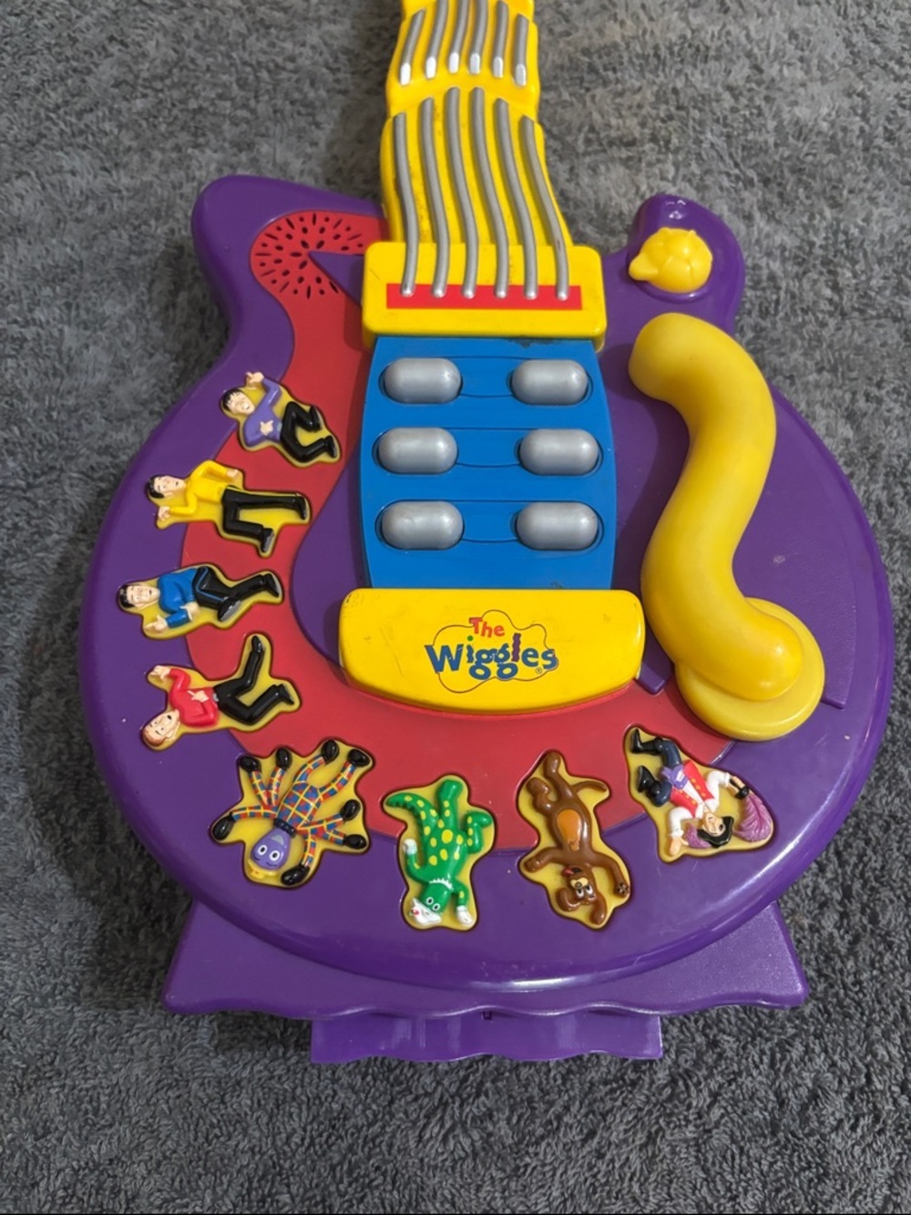 The Wiggles Wiggly Giggly Guitar Dancing Singing 18" Purple 2004
*Works* - Picture 7 of 8